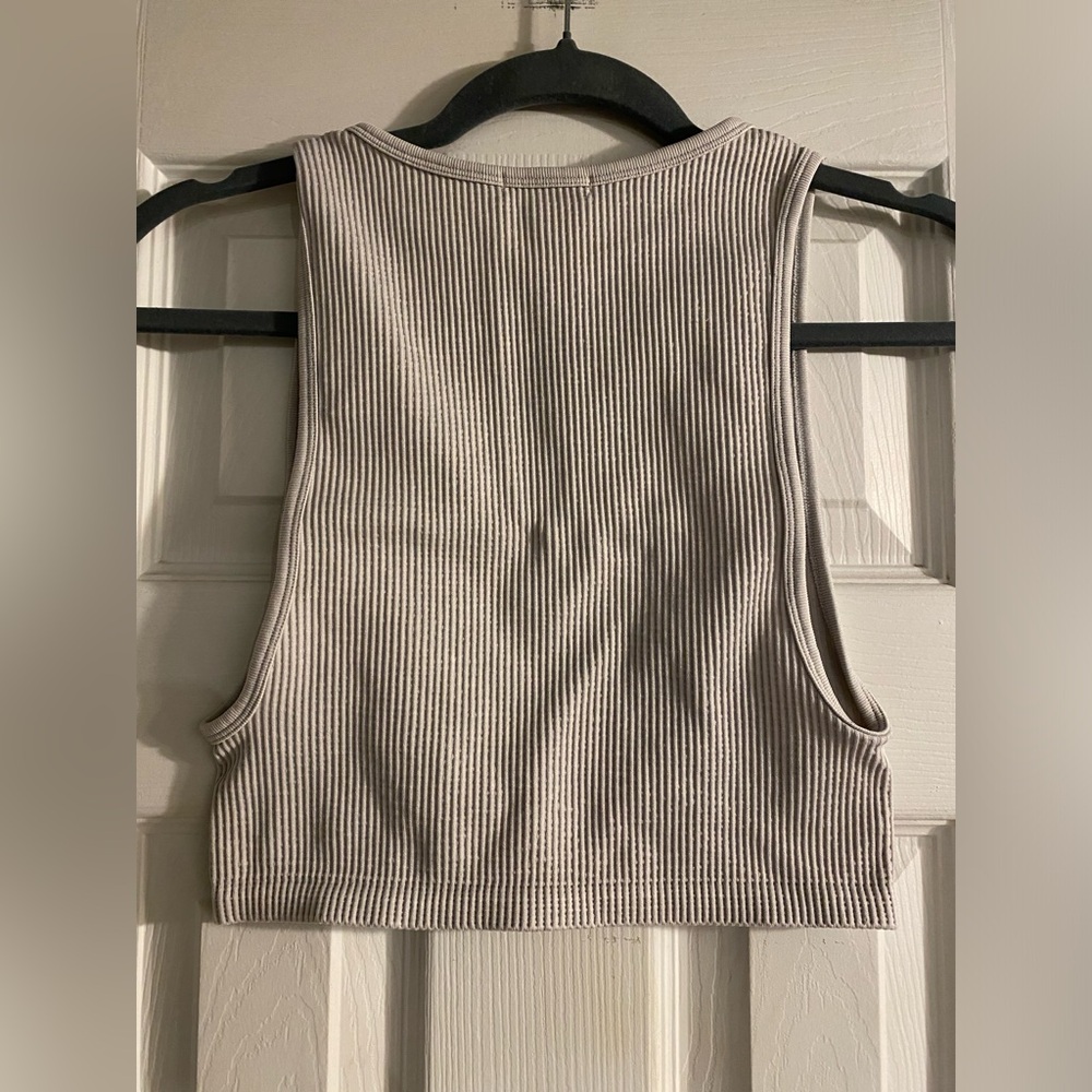 Grey Cropped Tank Top - Picture 2 of 2